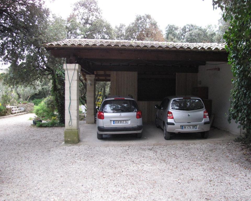 Domaine Du Bois Gite Marion Galargues Exteriör bild
